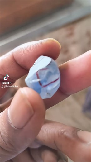 geuda sapphire before heat treatment