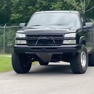 TRP Fabrication | Street 🔥 paired with a midtravel kit and low profile prerunner bumper😎 | Instagram