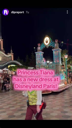 Tiana new dress Disneyland Paris – Disney Princess Cavalcade 24 July