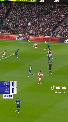 Arsenal Dominates Everton 2-0 | Premier League Highlights
