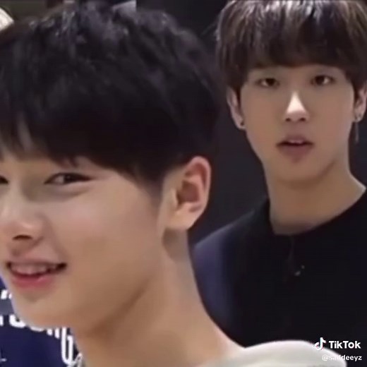 Adorable Han Jisung Wallpapers for Fans