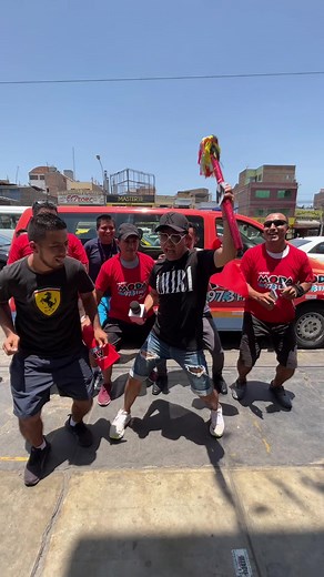 El trend que está de Moda 😎🎉 Moda te pone la fiesta ✨ #RadioModa #Trend #fyp #Moda #baile