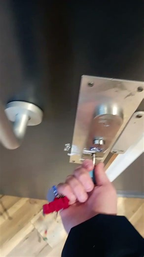How To Use A Radar Key