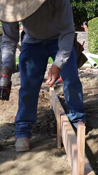 Getting PERFECT Floating Steps with Pounding Stakes!