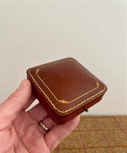 Vintage Leather Jewellery Box. Vintage Jewelry Box. Antique Australian Jewelery Case. - Etsy