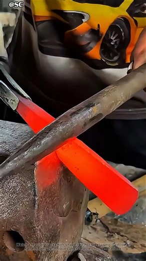 Traditional Blacksmith Hand-Forging Red-Hot Steel 🔥 Old Craftsmanship