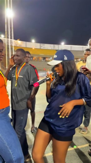 Vinka performing her new song for the very first time. Lalala is the song of the year😀😀😀 #vinka #lalala #behindthescenes #lalalawavinka #vinkaddict | Vinkaddicts