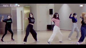 Red Velvet -【再见，夏天】Hello Sunset（Special Video）