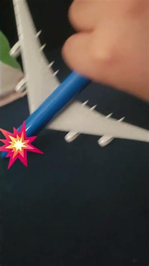 make a story of this crash and plane modle klm 747