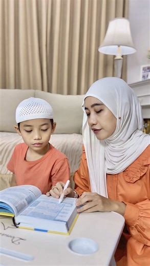 Udah pada tau belum? Champ Nugget berkolaborasi dengan BoBoiBoy 😍 jadi bikin Bisma makin semangat makan, makan jadi lebih lahap karna rasanya juga Bisma suka. Ada hadiah miliaran rupiah dari Champ yaitu PS 5, Tabungan pendidikan, tablet android, Smart Phone dan Ratusan Ribu Pulsa. Yuk ikutan juga, jangan sampai ketinggalan! @Champ Indonesia #ChampBoboiboy #ChampIndonesia #ChampNugget