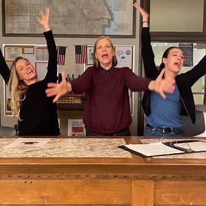 Cheers to 2022! Happy New Year! | Wolf Entertainment