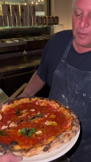 Chris Bianco: Revolutionizing Pizza in America