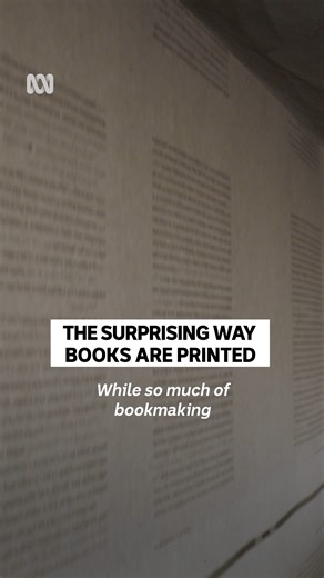 Who knew ink looked like that? 📕 Dr Karl's How Things Work - Stream now on ABC iview. | ABC iview