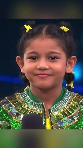 Florina Super Dancer 4 | Karishma kapoor and Florina Masti on Stage | Florina Dance battle
