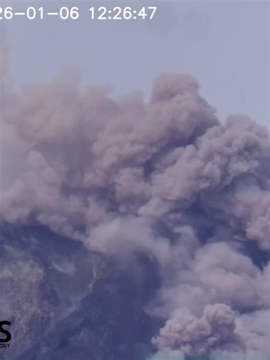 The Philippine Institute of Volcanology and Seismology (Phivolcs) on Tuesday, January 6, raised Mayon Volcano’s alert status from Level 2 to Alert Level 3, signaling an increased likelihood of a hazardous eruption. #ManilaBulletin #News #MBNews #NewsPH #MayonVolcano