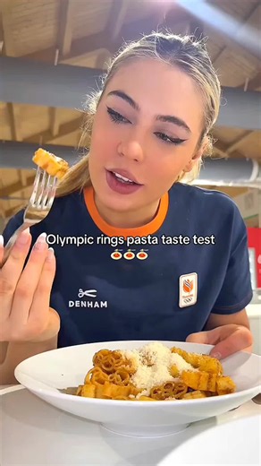 Jutta Leerdam wins Olympic gold, sets new record