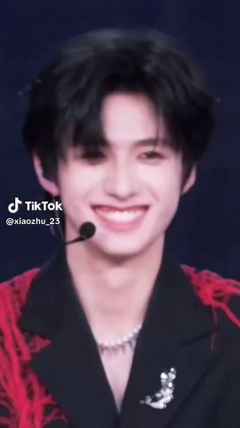 👀🥲🫶💛#朱志鑫 #zhuzhixin #22X日志 #朱志鑫c位出道 #fyp