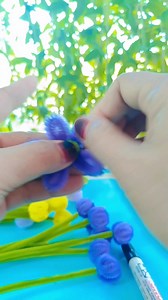 Tutorial bunga tulip mini goyang untuk pemula #kreasikawatbulu | Umi Rara