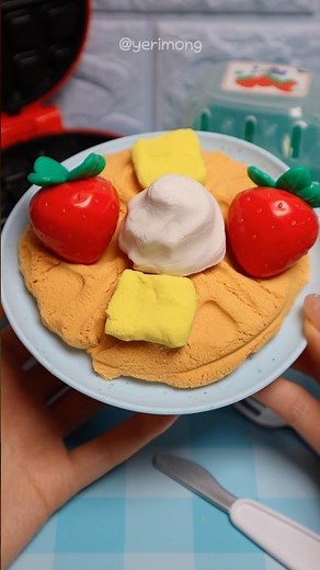 Satisfying Miniature: Making Strawberry Waffles with Butter ASMR (No talking)