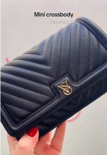 Mini Crossbody Bags: Style & Functionality