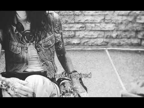 The Stunning Lace Tattoos of Dodie