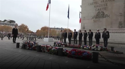 Commémorations du 11 novembre : les moments forts en vidéo