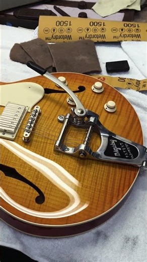 SoCo Deluxe custom ordered with Throbaks, Bibsby, and parallelograms.