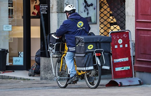 La Poste : Le prix des timbres augmentera (encore) de 7,4 % en moyenne début 2026