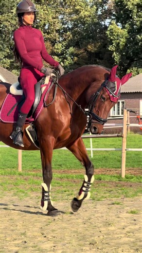 Saddle Up With Us: Red Western Outfit Ideas