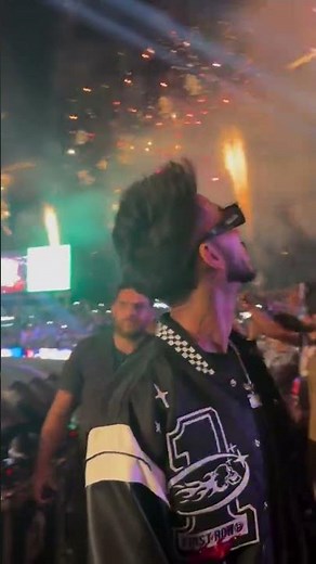 Talha Anjum at psl opening #ozaireditz