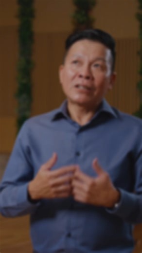 🙌Congratulations to Associate Lecturer, Koh Gim Han Henry, of SIM-RMIT University for being awarded the SIM Global Education Teaching Excellence Award 2023! 🎉​ Here’s how Henry manages to engage and motivate his students in his class. ​ #fyp #foryou #foryoupage #viral #SIMGE #SIMGlobalEducation #OurSIM #TeachingExcelleceAward #Award #Teacher #Student | SIM Global Education, Singapore Institute of Management