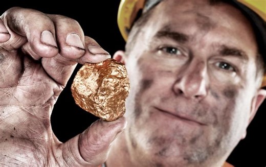 Buy the Gold Mining Stocks Right Now