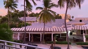 THE PIER HOUSE RESORT!🌴❤️ This is an ocean view room at the fabulous Pier House Resort & Spa perfectly located at One Duval & the Gulf of Mexico! They probably have the best beach and ocean swimming on the island as well as a fantastic full service spa, two great restaurants, a fun beach bar and the famous Chart Room Bar! Book in advance! http://bit.ly/PierHouseKWF | Key West Finest