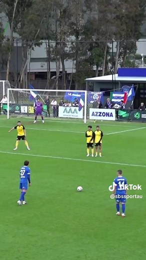 Avondale's Unique Free Kick in Championship Win