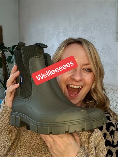 I have these in 3 colours now. The most comfiest, waterproof most gorgeous boots ever! #boots #wellies #fashion #tiktokmademebuyit #dealdrops