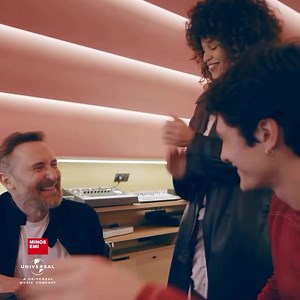 Kungs, David Guetta, Izzy Bizu - All Night Long 🌙 OUT NOW: https://kungsxdavidguettaxizzybizu.lnk.to/ANLGREFP The superstar trio combine for a true 2024 banger! Ο Γάλλος παραγωγός φαινόμενο Kungs, ενώνει τις δυνάμεις του μαζί με τον megastar David Guetta και την Βρετανή τραγουδίστρια Izzy Bizu και μαζί κυκλοφορούν το dance anthem “All Night Long”. Μετά τα superhits “This Girl”, “Never Going Home” & “Substitution”, o Kungs υπόσχεται το νέο ραδιοφωνικό εθισμό. 😉 Listen Now! #Kungs #DavidGuetta #