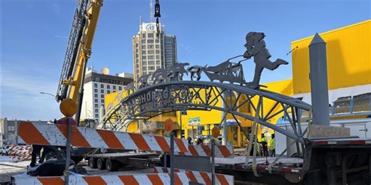 Anchorage’s new Mushing District arch erected