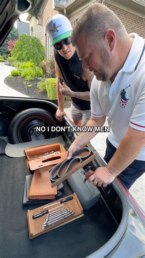 Original Ferrari Tool Kit | @r@ryan-magin