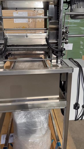 High-quality honey uncapping machine is a must-have tool for beekeepers. Significantly reduce the time required for uncapping frames 👌 | Abelo