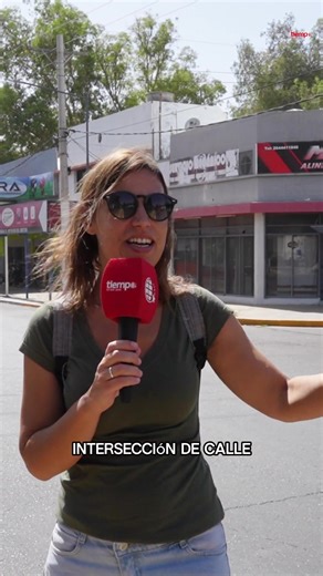 Pitidos y señas con los brazos, una constante en las calles de Capital que ahora son de una sola mano Desde esta semana, tramos de las calles Ameghino y Pueyrredón pasaron a tener sentido único de sur a norte en Capital. El cambio rige en Ameghino, entre Avenida José Ignacio de la Roza y calle Laprida, y en Pueyrredón, entre Remedios de Escalada de San Martín y calle 9 de Julio. Sin embargo, muchos conductores aún circulan en contramano, pese a la cartelería colocada, por lo que Monitores Urbano