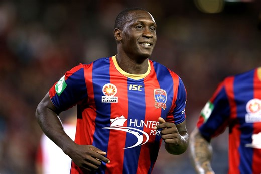 Emile Heskey was the definition of a “fox in the box” 🦊🎯 His time in the Isuzu UTE A-League was no exception. 13 years ago today, the A-Leagues’ cult hero signed for the Jets and wasted no time finding the net in season one 👇 | A-Leagues
