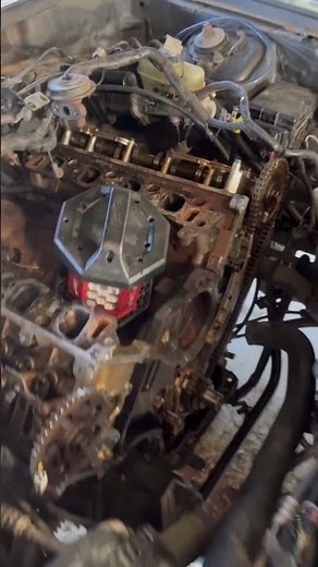 Putting New head gaskets on Mustang Do you know any tricks? To make it easier ￼￼