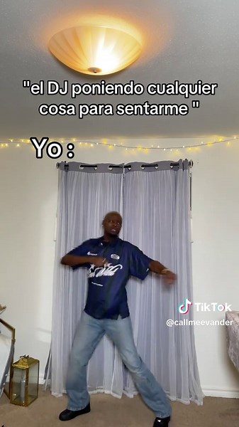 el Di poniendo cualquier cosa para sentarme 🤣🤣🤣 | barney