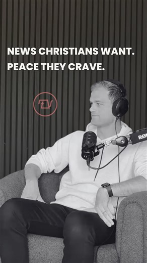 20K views · 98 reactions | Why do people actually open our email every time? Because it tells you what’s going on in the world—without the anxiety, outrage, or overwhelm—and reminds you to love Jesus. Why do people actually open our emails every time? No doomscrolling. No firehose of headlines. Just clarity, peace, and truth in your inbox.  Want in? Comment SUBSCRIBE and we’ll send you the link to get it in your inbox! | The Pour Over | Facebook