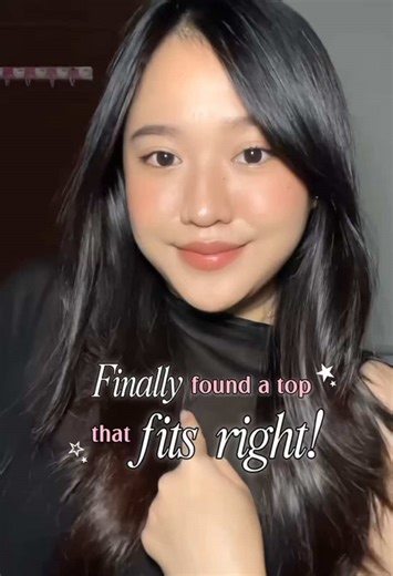 Petite girls, you know the struggle. Sasha Top by @KANONA understood the assignment 📝💘 #ootd #sasha #petiteoutfit