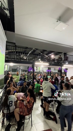 Vive la Pasión del Fútbol en Club Pachito E'che