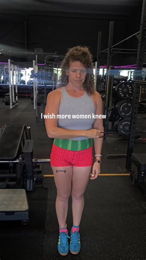 Miss Frizzle of Fitness (Rusty🤙) | STRENGTH + NUTRITION COACH on Instagram: "Do these AROUND THE GLOBE on your next shoulder day But dont do them last And dont wait until you feel pain to do them The job of your rotator cuff isnt to move load - its job is to control the head of your humerus (the large bone in your upper arm) inside the shoulder socket. It controls It stabilizes It helps keep your shoulder centered while you move your arm Around the Globe is FIRE for a couple reasons: 🔥 It crea