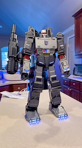 Self Transforming G1 Megatron by Robosen_Official! 🤩Nearly two feet tall, and it walks and drives! CRAZY! TRANSFORMERS #Robosen #G1 #Transformers #Megatron #Robot #Toy #Amazing #Crazy | Jared Guynes