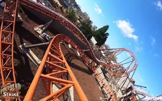 美国Carowinds乐园经典铜头蛇Copperhead Strike过山车官方第一视角