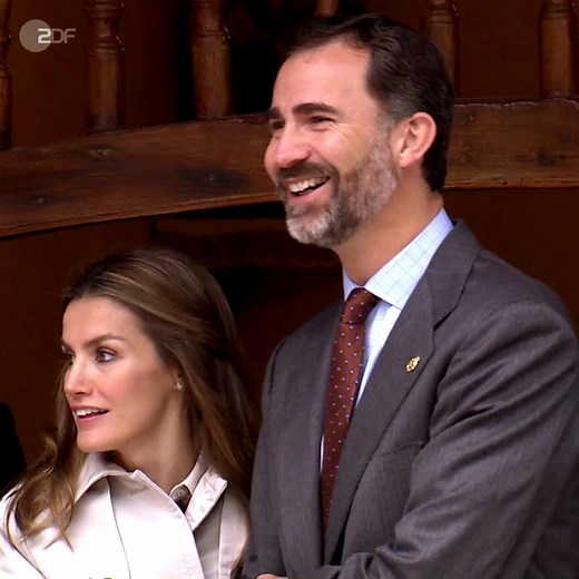 19K views · 195 reactions | Happy Birthday, Felipe! Zum 50. Geburtstag des Bourbonen-Königs blickt "ZDF-History" auf die Geschichte der spanischen Krone. Eine Zeitreise von Kolumbus bis zur Katalonien-Krise. Um 23:30 Uhr. | ZDF | Facebook